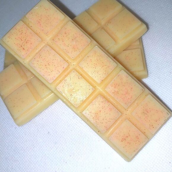 Hand crafted Princess Belle wax melt glitter bar 1pc - Picture 8 of 8